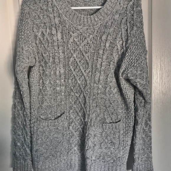 Oversized Knit Sweater ! - Picture 4 of 5